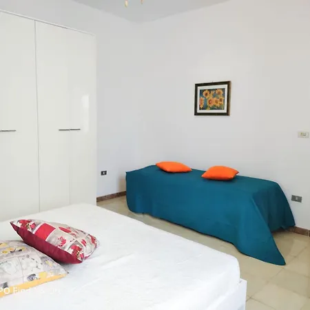 Casa Summer Balcone Con Vista Mare Apartment Torre Lapillo